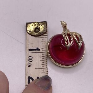 Vintage Sarah Coventry Apple Lucite Jelly Belly Brooch Pin